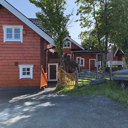 Aaroybukt Guesthouse Aroybukta Екстер'єр фото